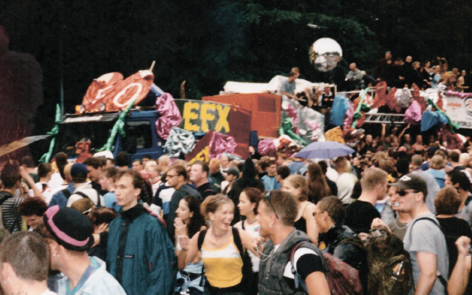 Берлин, 1998. Love Parade